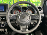 【純正革巻きステアリング】上質な革を使用することで、手にしっかり馴染みとても運転しやすいハンドルです♪