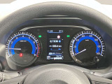 【メーター】メーター内のカラーディスプレイには運転をサポートするさまざまな情報を表示!