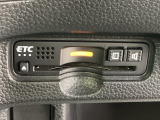 ETC車載器付。ETCが使用可能な道路通行料はキャッシュレスでスマートに走行できます。再セットアップして納車致します。