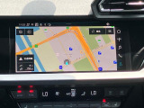 アウディのナビゲーションシステム『MMI(タッチレスポンス)』 ナビ・オーディオ・車両設定等すべての機能を司どっています。