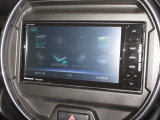 ナビゲーションはパナソニックSDナビを装着しております。AM、FM、CD、DVD再生、Bluetooth、音楽録音再生、フルセグTVがご使用いただけます。初めて訪れた場所でも安心ですね!