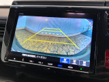【バックカメラ】リバースにするだけで映ります、後方の安全確認や、狭い駐車場での車庫入れ、雨の日や夜間など視界の悪い時に便利です!安全にバックする為には欠かせない装備です。