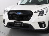 LEDアクセサリーライナーは、ヘッドライトの周りに配置されたLEDライトで、昼間でも車の存在を周囲にアピールし、安全性とデザイン性を高める装備です!!
