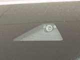 【i-ACTIVESENSE】走行中に前方の車両等を認識し、衝突しそうな時は警報とブレーキで衝突回避と被害軽減をアシスト。より安全にドライブをお楽しみいただけます。