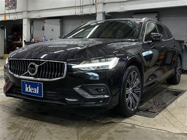 V60 T5 インスクリプション