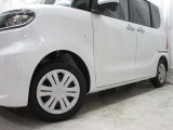 車両入庫時には、お客様より詳しくお話をお伺いさせて頂き、プロの査定士3名が「修復歴の有無」「不具合箇所の確認」等のチェックを行っておりますので、より安心してお乗り頂けるお車となります。