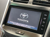 【メーカー純正ナビ】インテリアに溶け込むスタイリッシュな「専用設計」メーカーナビを装備♪視認性や操作性など基本性能にも優れ、より上質なカーライフをお楽しみいただけます。