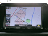 ナビゲーション付き♪TV・CD・AM・FMが視聴可能☆使い勝手も良く、操作も簡単です!お気に入りの選曲で、通勤・ドライブを快適にどうぞ♪