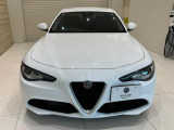 フロントグリルのトライローブ( 三つ葉) に代表される、ひと目でわかるAlfa Romeo スタイル!