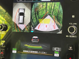 【マルチテレインモニター】車のフロントやサイドのカメラ画像を同時にモニター表示することで、悪路や狭い道を走行時でも周囲の状況確認ができ安心!本格SUVにうれしい装備です♪