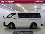 大きいクルマですが真四角のボディは見切りが良く、思ったよりも運転しやすいですよ。助手席側は雨の日の乗り降りや荷物の出し入れの時にドア内側や車内が濡れにくいのが嬉しいスライドドアです。