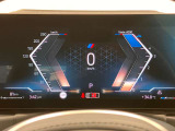 高解像度のカーナビゲーションは視認性も良く操作方法も簡単。広域での交通情報もとにした走行ルートにてご案内いたします★