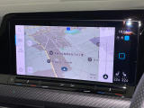 純正ナビゲーションシステム「ディスカバープロ」。車両を総合的に管理するインフォテイメントシステムです。