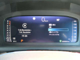 シンプルなメーターデザインにも変更できます!液晶の強みですね。