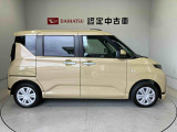 車両右側面からの写真になります。車をご覧になりたい時はお気軽に最寄りの店舗へご相談下さい。
