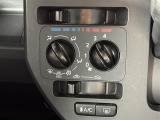 【オートエアコン】車内温度を感知して自動で温度調整をしてくれるのでいつでも快適な車内空間を創り上げます!