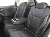 長時間の運転も疲れにくいフロントシート!体をしっかり支えてくれて運転がしやすい形状です!!