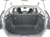 ラゲージスペースだって広々です!車種によっては床下収納やシートの折り畳み、またシートを動かして更にお荷物積めちゃいます♪