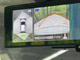 【アラウンドビューモニター】専用のカメラにより、上から見下ろしたような視点で360度クルマの周囲を確認することができます☆死角部分も確認しやすく、狭い場所での切り返しや駐車もスムーズに行えます。