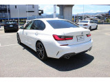 BMW認定中古車は、ドイツ本社と同様の教育・訓練を受けたBMW専門のメカニックが100項目以上のポイントを徹底的にチェックし、整備したうえでご納車させていただきます。