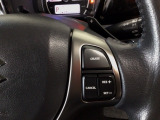 【クルーズコントロール】アクセルペダルを踏まずに一定の車速で走行できますので、高速道路など加減速の少ない道で便利です♪長距離ドライブの疲れを軽減してくれる、嬉しい装備ですよね♪