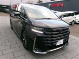 広々とした車内空間に優れた燃費性能。更にデザインも上質で人気のお車です!