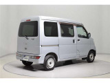 当店は全車『ロングラン保証』付!(1年間、距離無制限 HV車はHV保証付) 別途延長保証もご用意しております♪ ぜひ現車を確認にご来店ください