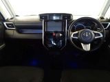 【メーター廻り】シンプルで飽きないデザイン、運転中も視界の邪魔にならない構造になっているので運転に支障もありません♪
