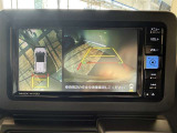 バックカメラに加えてパノラミックビューモニターを搭載しており、車両周辺が映像として映し出されます!そのため死角の確認もできるので、駐車時に重宝します☆