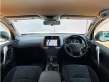 運転席周辺の様子です☆ オーディオ周りやメーター類の位置など、ご確認下さいね♪