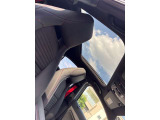 自動車保険に関しても、メルセデス・ベンツ専用のプログラムをご用意しております。飛び石や落下物などでのフロントガラスの修理が必要となった場合、最大で9万円分の補償を致します。