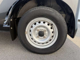 タイヤの状態は現車でのご確認をお願いいたします。