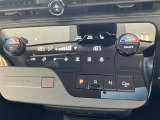展示車両は全車 クリーニング済。 専門業者さんにて内外装ともにキレイにしてご納車いたします。 また別途、各種コーティングもうけたまわってます。