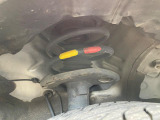 お車を安心してお乗りいただく為には、足回りの定期点検が欠かせません。サービスサポート(有償保証)では無料点検もご提供しており、安心のカーライフをお過ごしいただけるサポート体制が整っています。