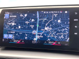 ●純正ナビ:一体感のあるナビは、高級感ある車内を演出してくれます。オーディオ機能も充実しておりますので、運転もより楽しめます♪
