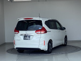 バックカメラが付いているのでバックでの車庫入れも安心です