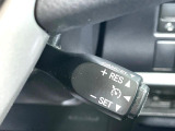 【クルーズコントロール】高速道路もラクラク走行。アクセルを離しても一定速度で走行ができ、長距離運転時の負担を軽減!加速・減速も簡単なスイッチ操作で調整できます。