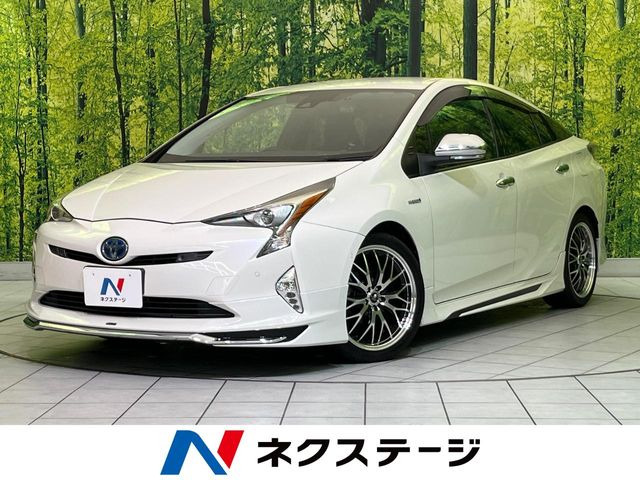 トヨタ プリウス 