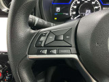 【ステアリングスイッチ】運転中に前方から目線をそらすことなくオーディオ等の操作が可能な便利機能!安心&快適なドライブを演出してくれます。