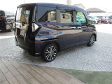 自動車保険も取り扱っております。この機会に保険を見直しましょう♪