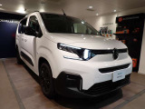 認定中古車保証付 10インチディスプレイオーディオ バックカメラ アダクティブクルーズコントロール ETC ドラレコ AppleCarPlay コーナーセンサー ブラインドスポットモニター 電子パーキング USBポート