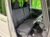 運転席シート廻りは使用感も少なく、良好な状態となっています。丁寧に使われていたことがよくわかりますね。