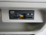 ETC付!高速道路の料金所はキャッシュレスで通過です!サービスエリア等にあるスマートインターの出入りも利用可能でとっても便利☆ご納車後すぐにお使い頂けるようセットアップしてのお渡しとなります。