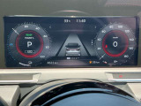 【走行距離 4,622km!】 視認性の良いメーターパネルデザインです。ディスプレイに各種の情報、設定画面が見やすく表示されます。