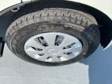 ホイールキャップ【145/80R12 ラジアルタイヤ】。優れた小回り性能★
