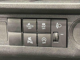 各機能のスイッチ類がセンターに集約され、操作性に優れています♪