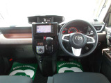 運転席はご覧の通り。