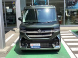 ボディーカラーはクールカーキメタリックです。