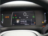 7インチの液晶メーターで、速度表示やHonda SENSING作動表示などを、分かりやすく表示 見やすさを追求したメーターです。