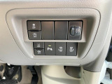 パワースライドドアなど各機能のスイッチは運転席から操作ラクラク。